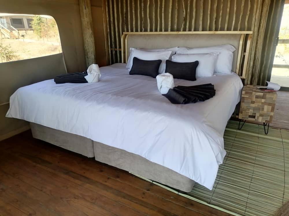 Xhabe Safari Lodge Chobe Muchenje Exterior photo